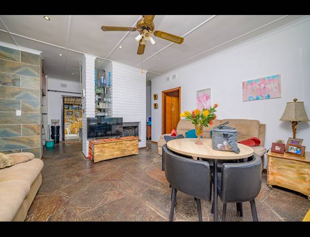 3 BEDROOM HOUSE FOR SALE IN MALVERN
